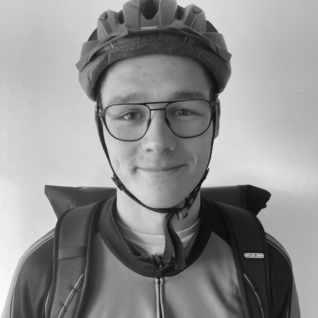 portretfoto fietskoerier niels dennekamp